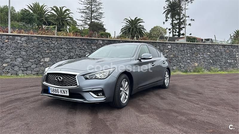 Gris / plata Usado 2018 Infiniti Q50 Premium Berlina | 21.499 € - Imagen 1/4