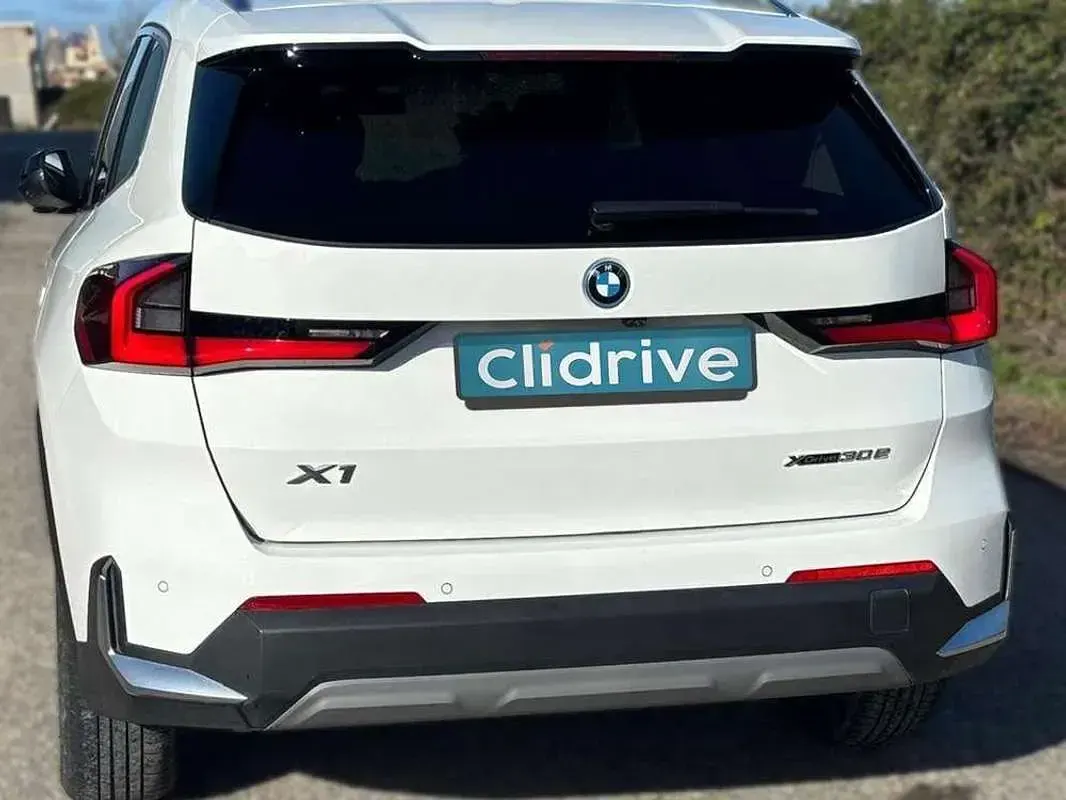 Usado BMW X1 326 CV (239 kW) 2023 Blanco SUV