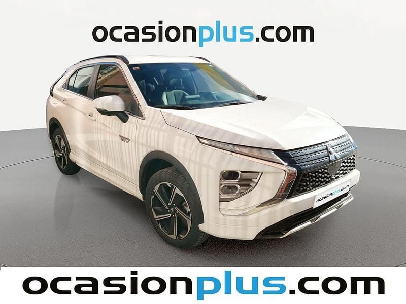 Usado Mitsubishi Eclipse Cross 188 CV (138 kW) 2023 Blanco SUV