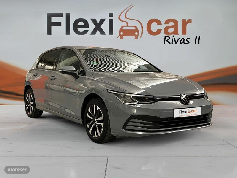 Gris Usado 2021 VW Golf VIII Life Berlina | 21.790 € (Precio justo) - Imagen 1/4