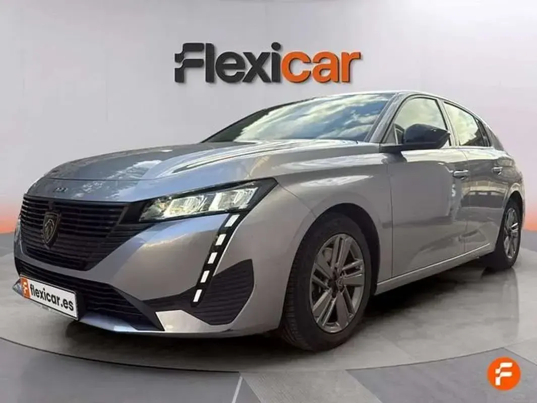 Usado Peugeot 308 Active 131 CV (96 kW) 2022 Gris Utilitario
