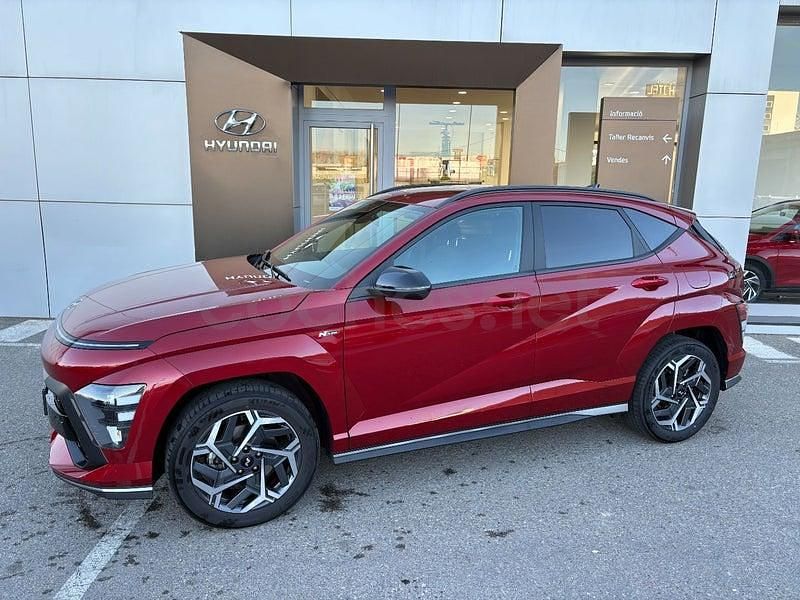 Usado Hyundai Kona N Line 138 CV (101 kW) 2025 Rojo SUV