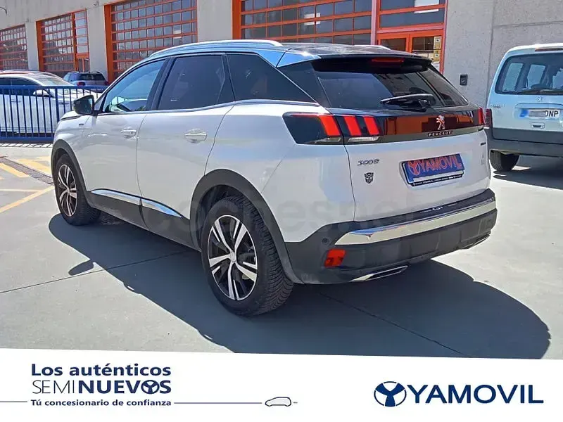 Usado Peugeot 3008 GT-line 130 CV (95 kW) 2018 Blanco SUV