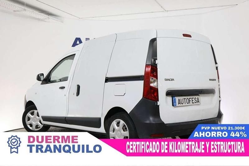 Usado Dacia Dokker 109 CV (80 kW) 2020 Blanco Monovolumen