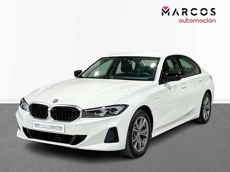 Blanco Usado 2024 BMW 320e Berlina | 41.900 € - Imagen 1/4