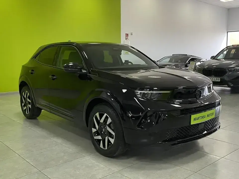 Usado Opel Mokka 136 CV (100 kW) 2025 Negro SUV