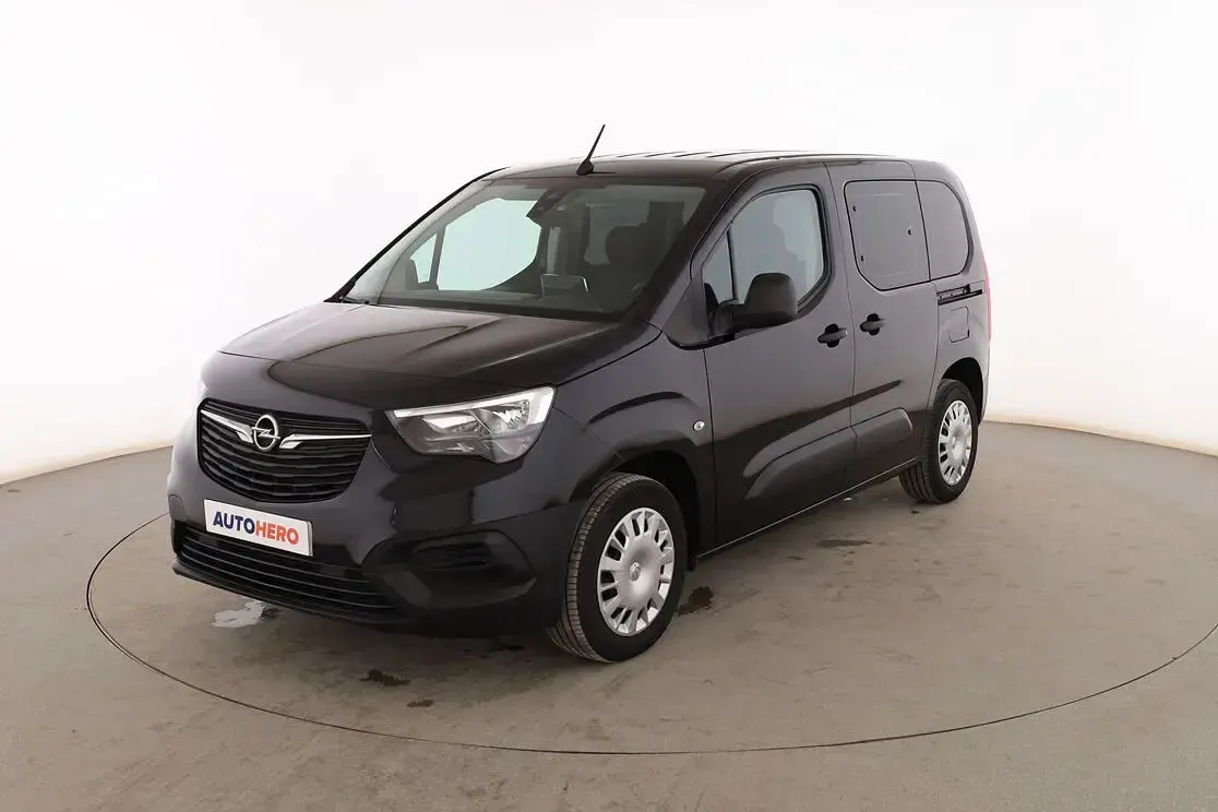 Usado Opel Combo Life Edition 102 CV (75 kW) 2021 Monovolumen