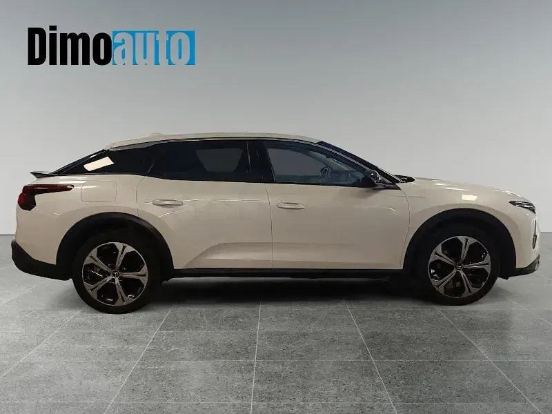 Usado Citroën C5 X Feel 130 CV (95 kW) 2023 Blanco Familiar