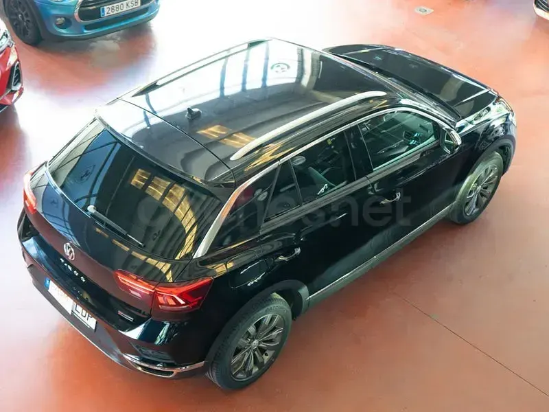 Usado VW T-Roc Sportline 190 CV (139 kW) 2020 Negro SUV