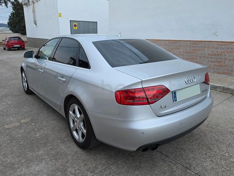 Usado Audi A4 143 CV (105 kW) 2009 Gris / plata Berlina