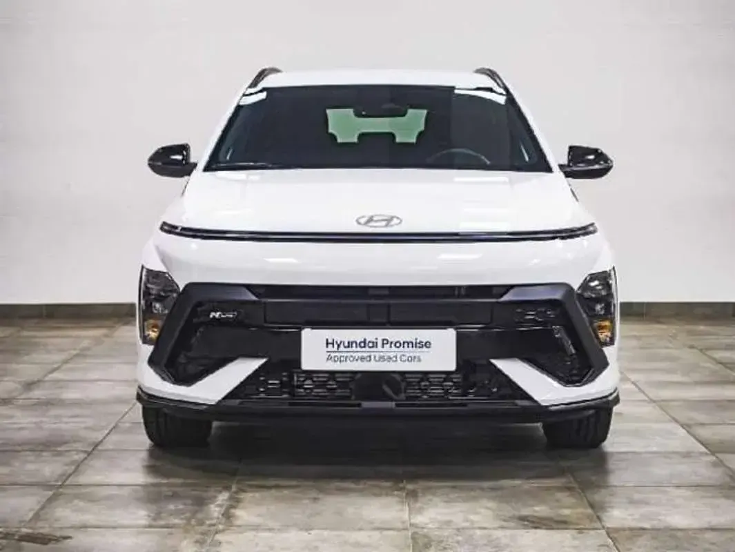 Usado Hyundai Kona N Line 120 CV (88 kW) 2024 Blanco SUV