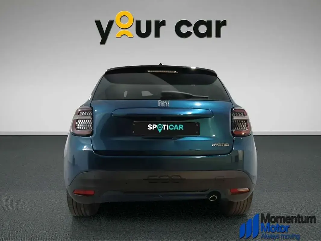 Usado Fiat 600 La Prima 101 CV (74 kW) 2024 Azul SUV