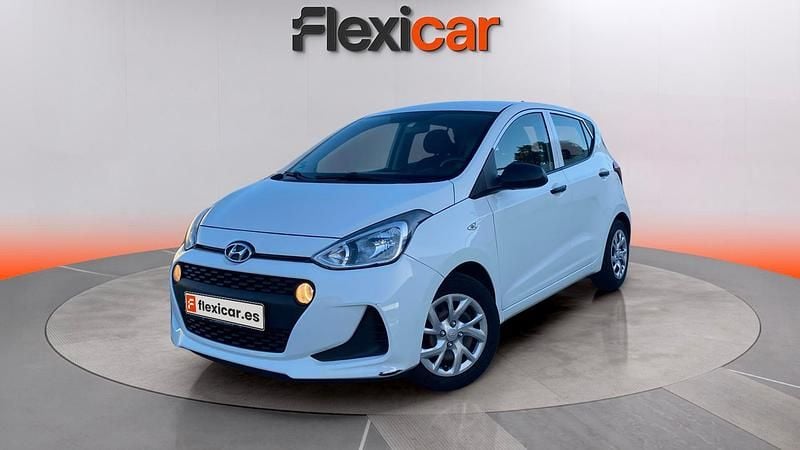 Usado Hyundai i10 67 CV (49 kW) 2018 Blanco Utilitario