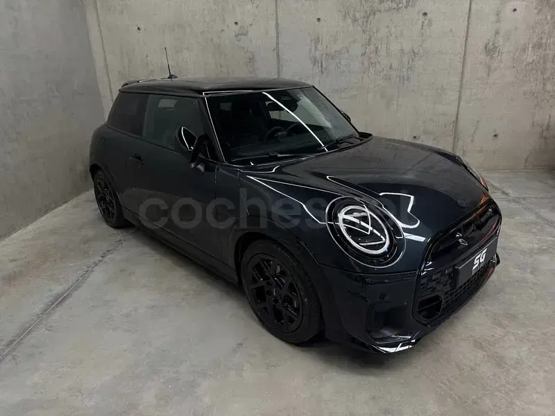 Usado Mini Cooper S 178 CV (130 kW) 2024 Gris / plata Utilitario