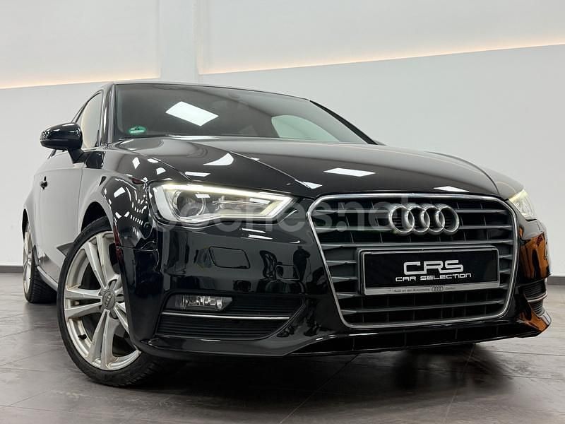 Negro Usado 2013 Audi A3 Attraction Berlina | 13.900 € (Caro) - Imagen 1/4