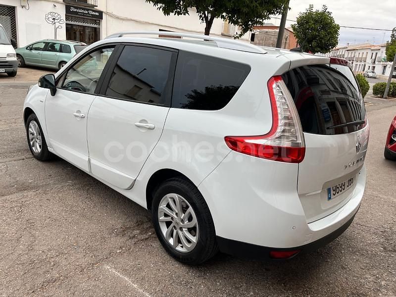 Usado Renault Grand Scénic III LIMITED 110 CV (80 kW) 2014 Blanco Monovolumen