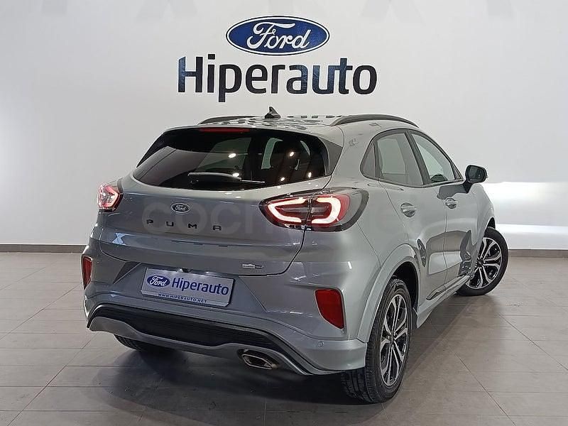 Usado Ford Puma ST-Line X 125 CV (91 kW) 2022 Gris / plata SUV