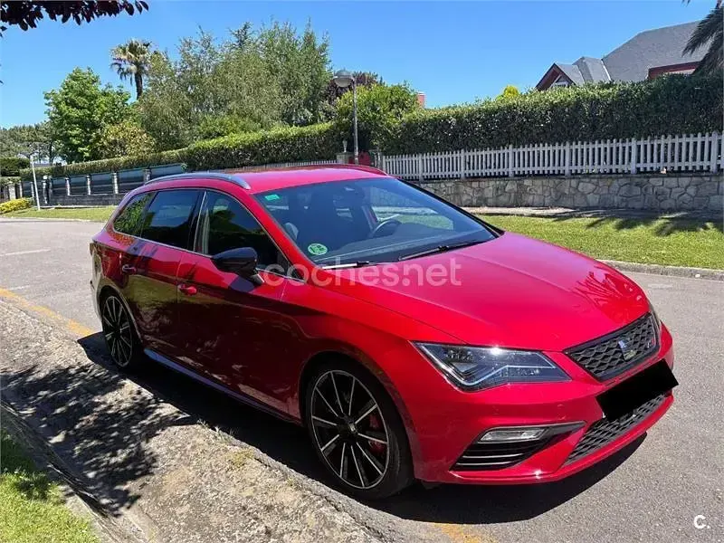 Usado Seat Leon ST CUPRA 300 CV (220 kW) 2017 Rojo Familiar