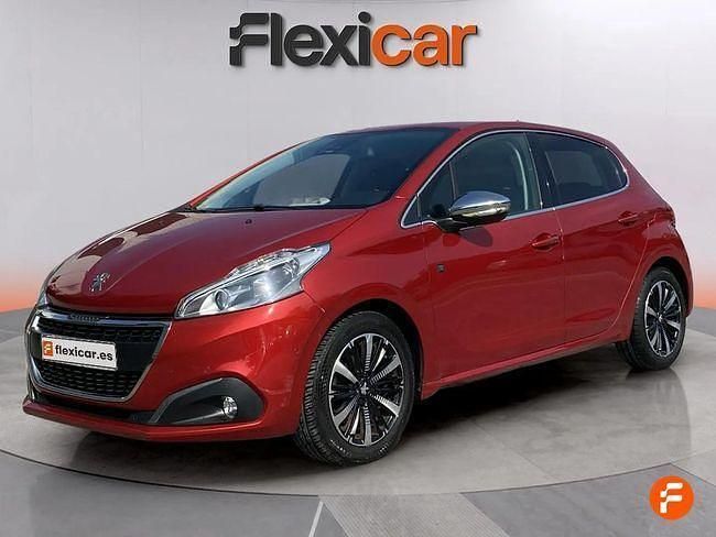 Usado Peugeot 208 Active 110 CV (80 kW) 2019 Rojo Utilitario