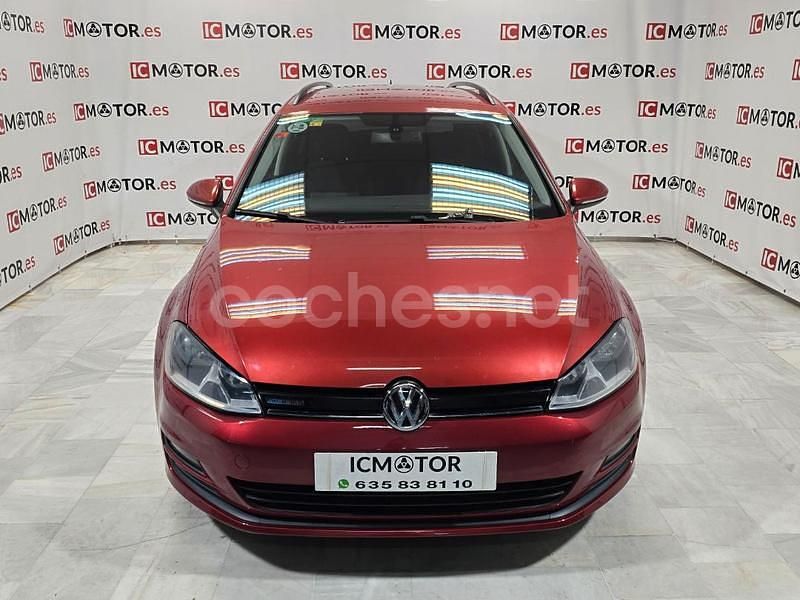 Usado VW Golf VII 110 CV (80 kW) 2014 Granate Familiar