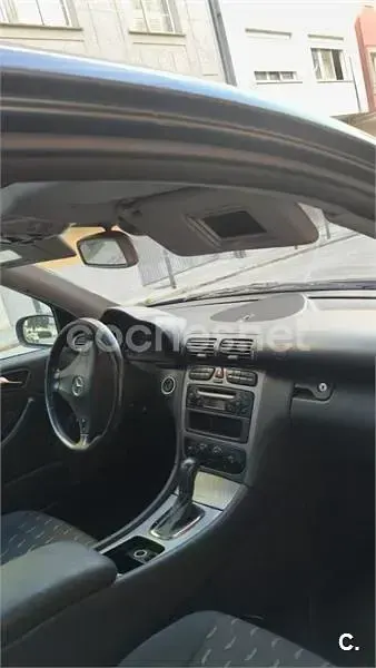 Usado Mercedes C230 197 CV (144 kW) 2001 Negro Berlina
