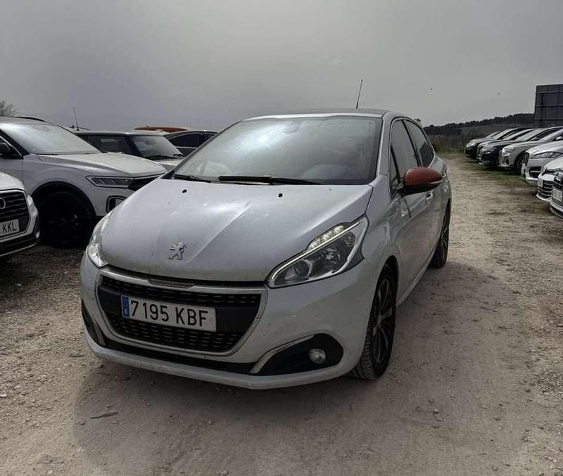 Usado Peugeot 208 Roland Garros 99 CV (72 kW) 2017 Gris Utilitario