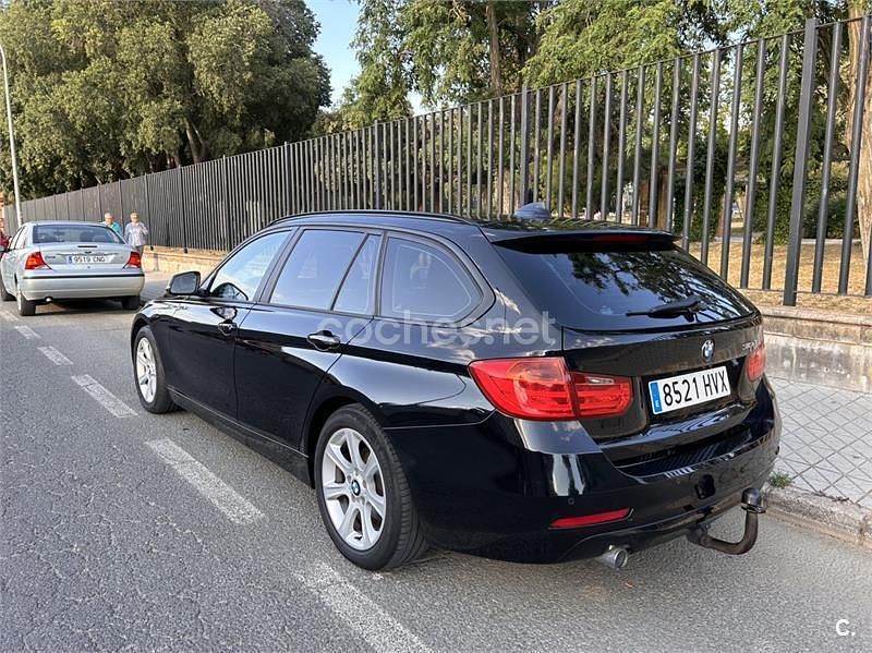 Usado BMW 318 143 CV (105 kW) 2014 Negro Familiar