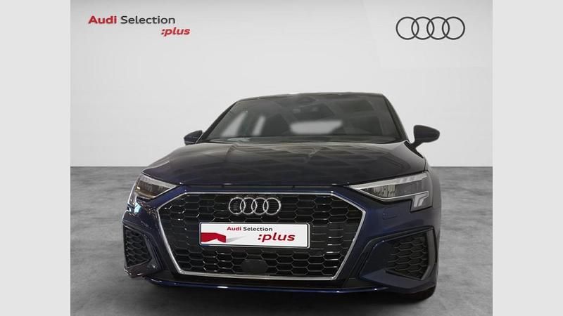 Usado Audi A3 S-Line 110 CV (80 kW) 2024 Azul navarra (metalizado) Berlina