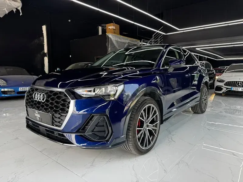 Usado Audi Q3 Sportback S-Line 245 CV (180 kW) 2023 Azul SUV