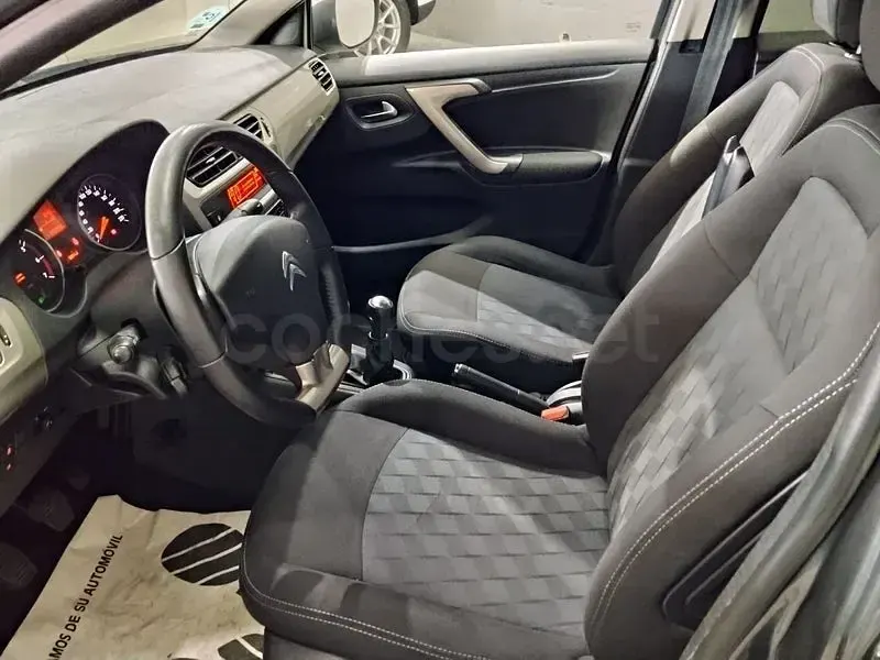 Usado Citroën C-Elysee I Seduction 115 CV (84 kW) 2015 Gris / plata Berlina