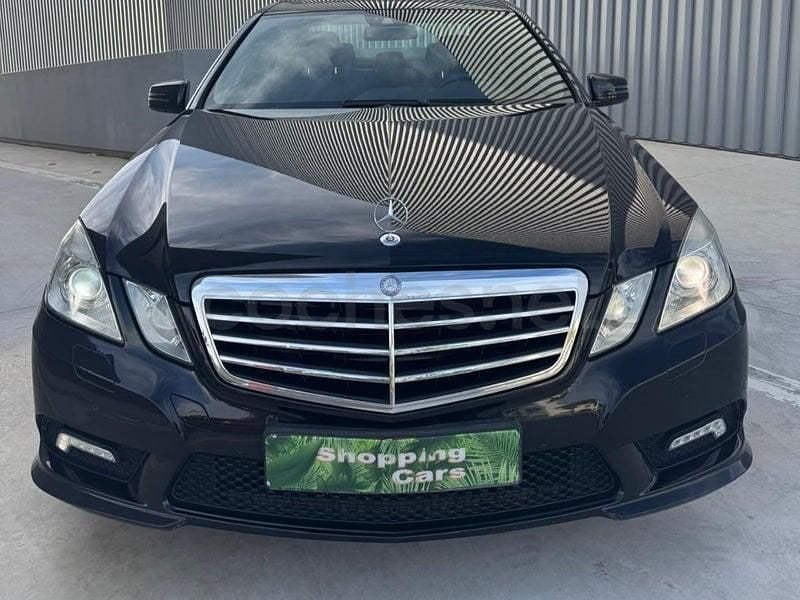 Usado Mercedes E350 Avantgarde 292 CV (214 kW) 2010 Negro Berlina