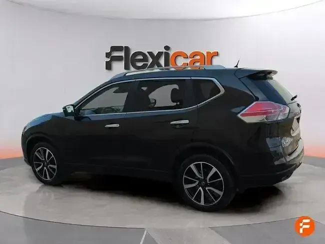 Usado Nissan X-Trail N-Connecta 130 CV (95 kW) 2018 Verde SUV