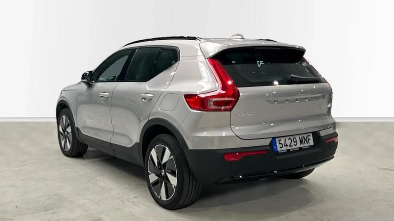 Usado 2024 Volvo XC40 Core SUV | 36.900 € (Precio justo) - Imagen 1/4