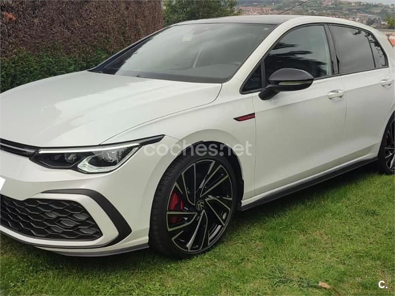 Blanco Usado 2022 VW Golf VIII GTI Berlina | 33.900 € (Precio justo) - Imagen 1/4