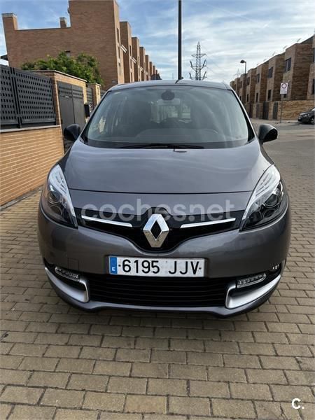 Gris / plata Usado 2015 Renault Scénic III LIMITED Monovolumen | 8500 € (Precio justo) - Imagen 1/4
