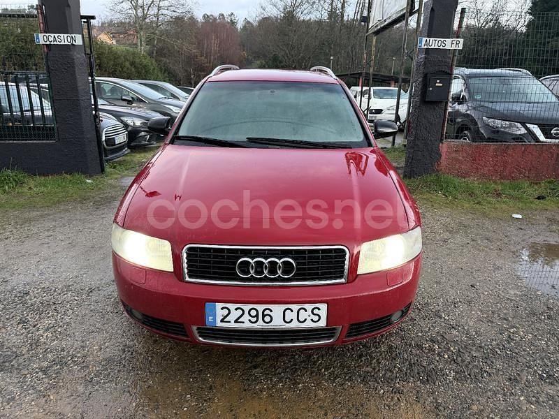 Rojo Usado 2003 Audi A4 Familiar | 2750 € (Precio justo) - Imagen 1/4