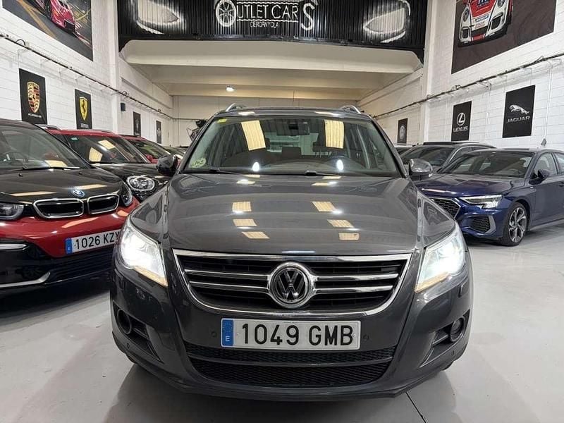 Usado VW Tiguan 140 CV (102 kW) 2009 Gris SUV