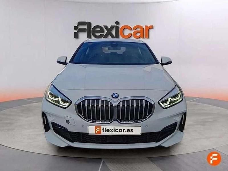 Käytetty BMW 118 150 HP (110 kW) 2021 Valkoinen Viistoperä