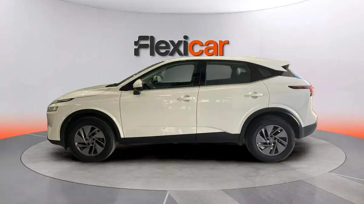 Usado Nissan Qashqai Acenta 158 CV (116 kW) 2021 Blanco SUV