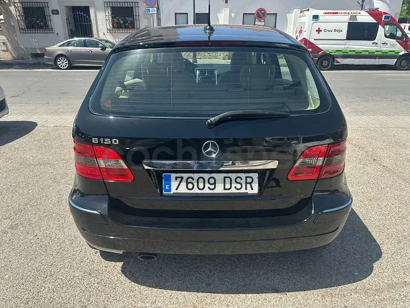 Usado Mercedes B150 95 CV (69 kW) 2006 Negro Monovolumen