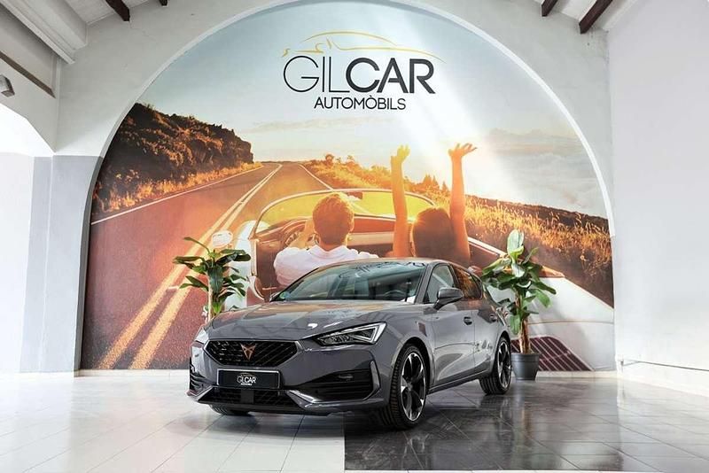 Gris Usado 2024 Cupra Leon Utilitario | 24.900 € (Buen precio) - Imagen 1/4