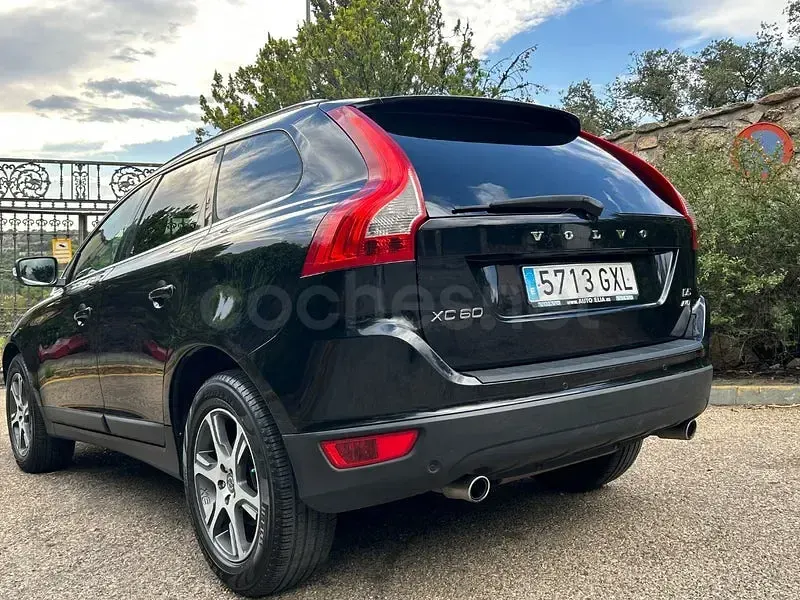 Usado Volvo XC60 Summum 205 CV (150 kW) 2010 Negro SUV