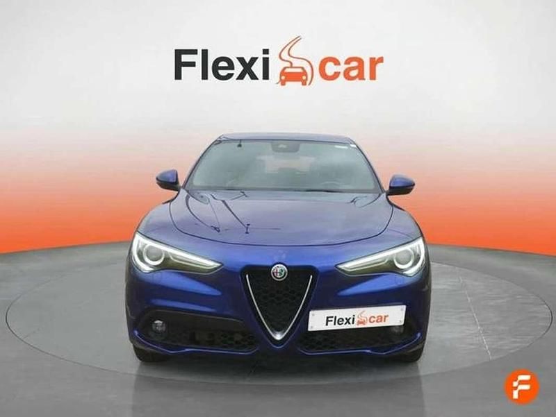 Usado Alfa Romeo Stelvio Ti 211 CV (155 kW) 2022 Azul SUV