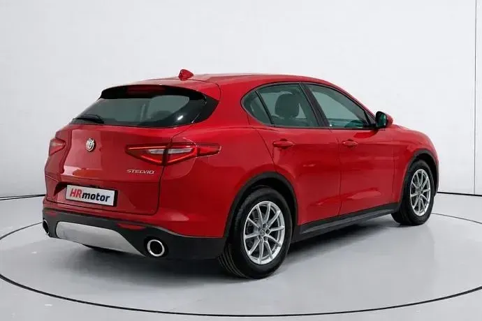 Usado Alfa Romeo Stelvio Business 160 CV (117 kW) 2019 SUV