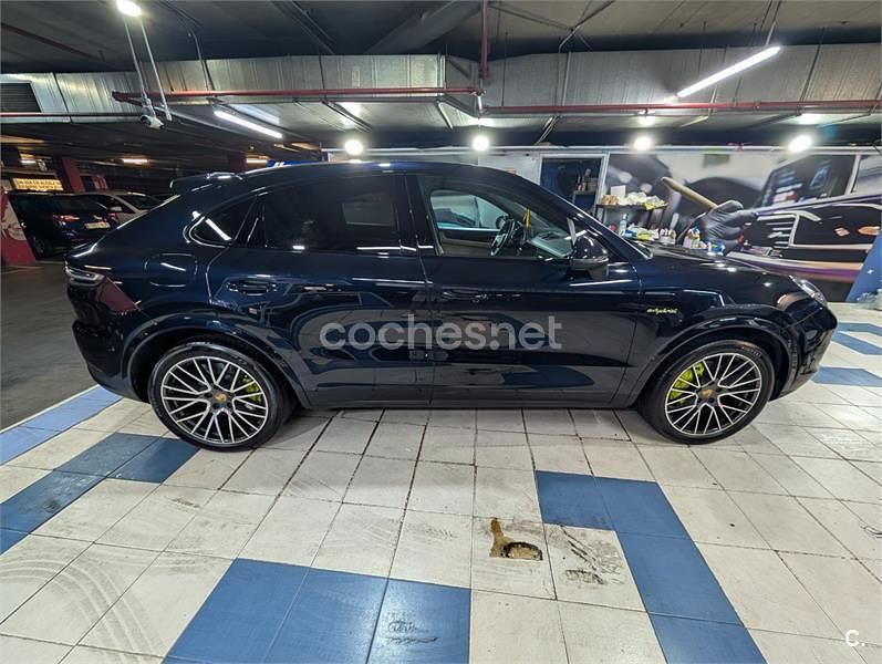 Azul Usado 2022 Porsche Cayenne SUV | 78.900 € (Precio justo) - Imagen 1/4
