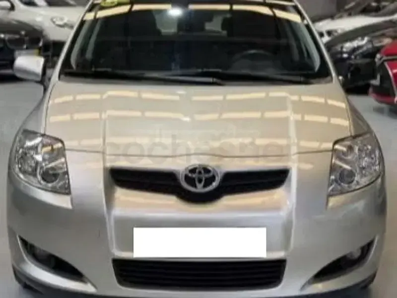 Usado Toyota Auris 90 CV (66 kW) 2007 Gris / plata Utilitario