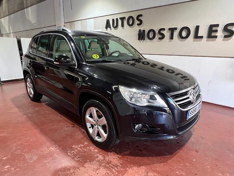 Negro Usado 2010 VW Tiguan SUV | 10.495 € (Precio justo) - Imagen 1/4