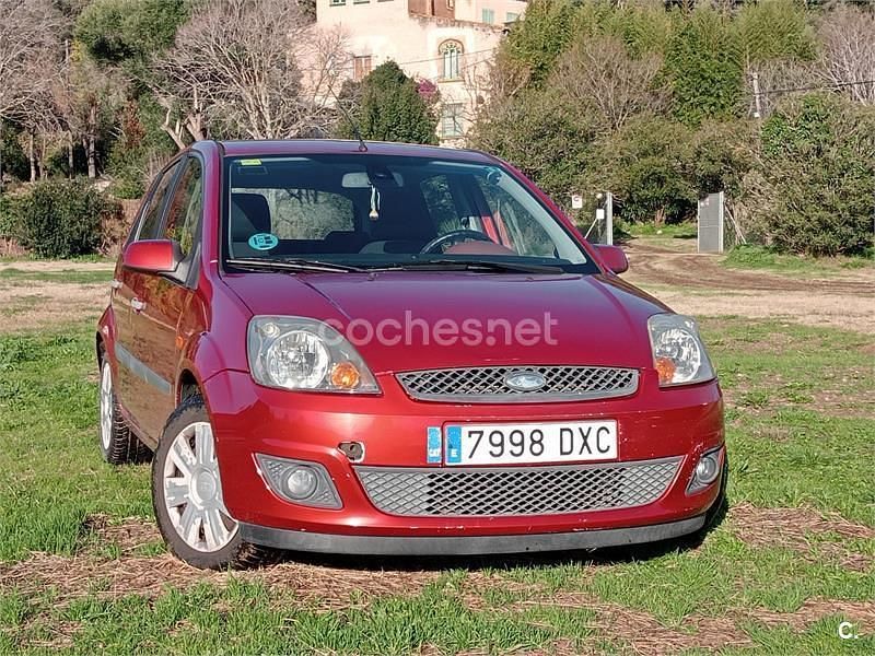 Granate Usado 2006 Ford Fiesta Trend Berlina | 3250 € (Precio justo) - Imagen 1/1