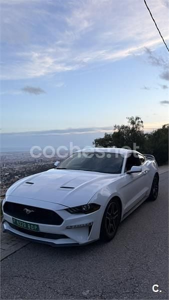 Usado Ford Mustang Fastback 291 CV (214 kW) 2021 Blanco Coupe