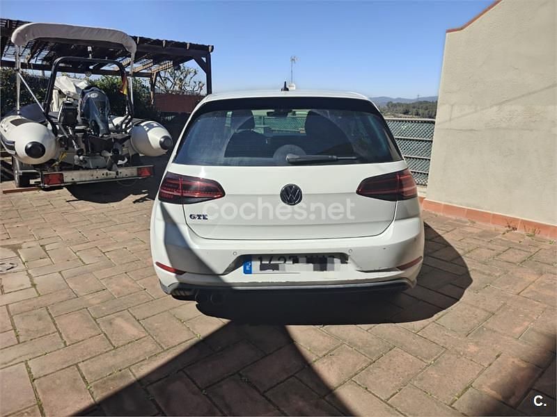 Usado VW Golf VII GTE 204 HP (150 kW) 2018 Branco Sedan
